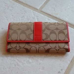 Vintage Coach Hampton Trifold Wallet